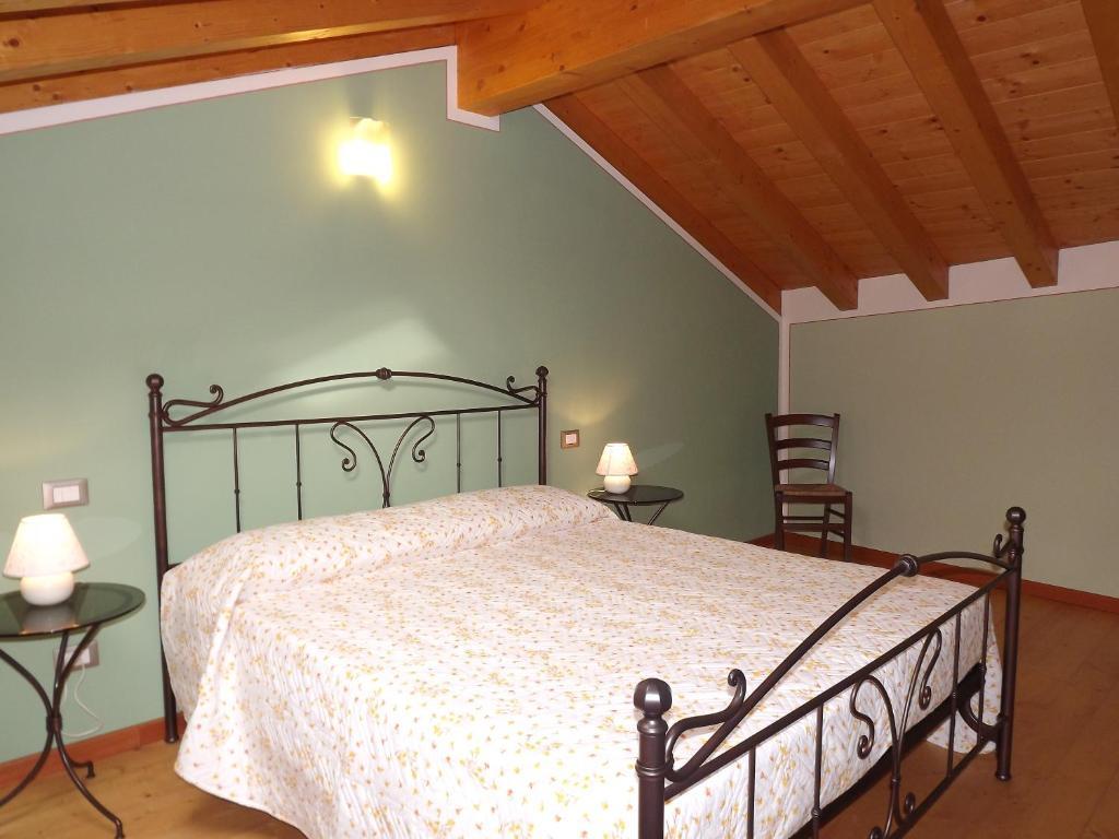 Agriturismo Cascina Rossano Provaglio d'Iseo Δωμάτιο φωτογραφία